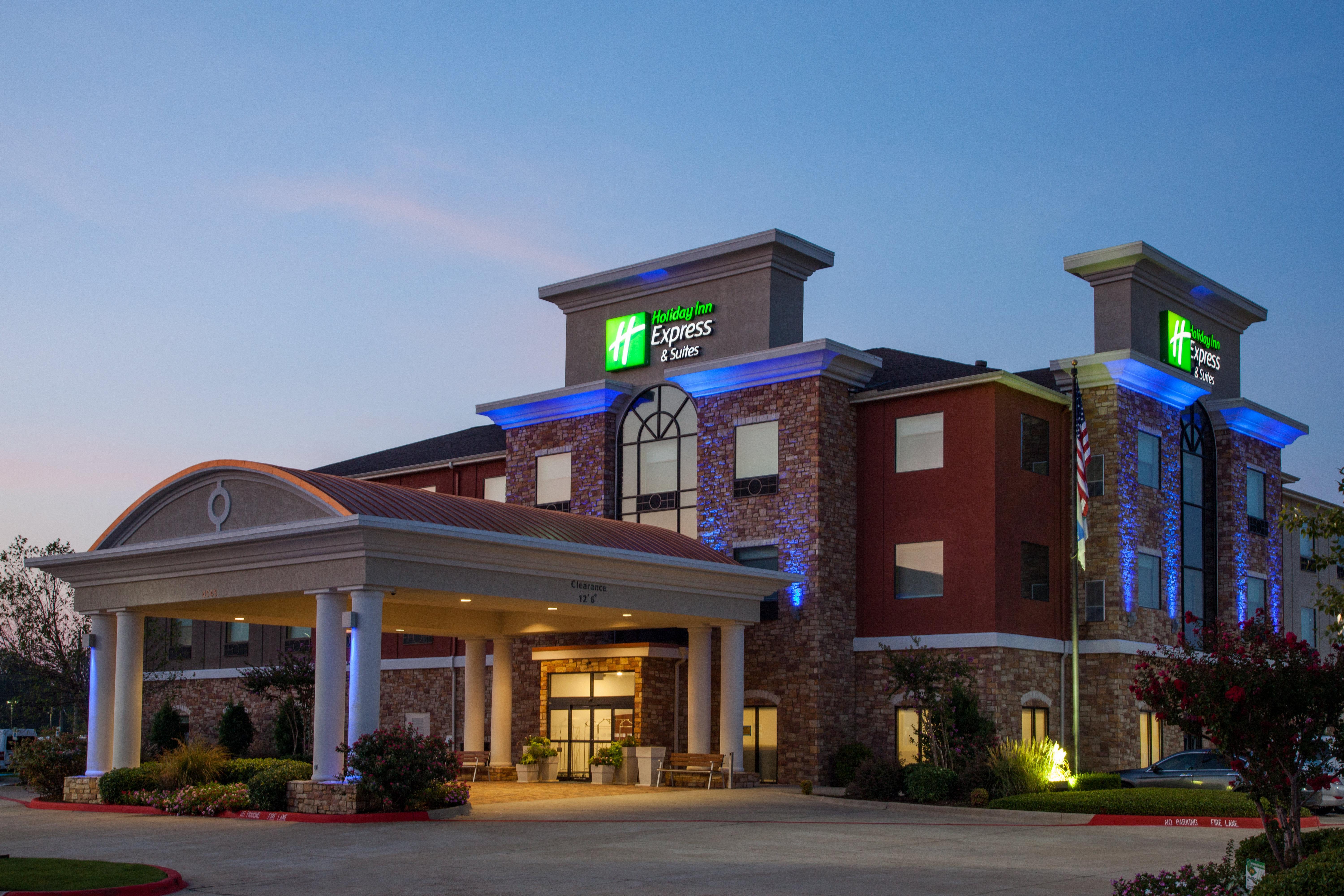 Holiday Inn Express & Suites Texarkana, An Ihg Hotel Екстер'єр фото