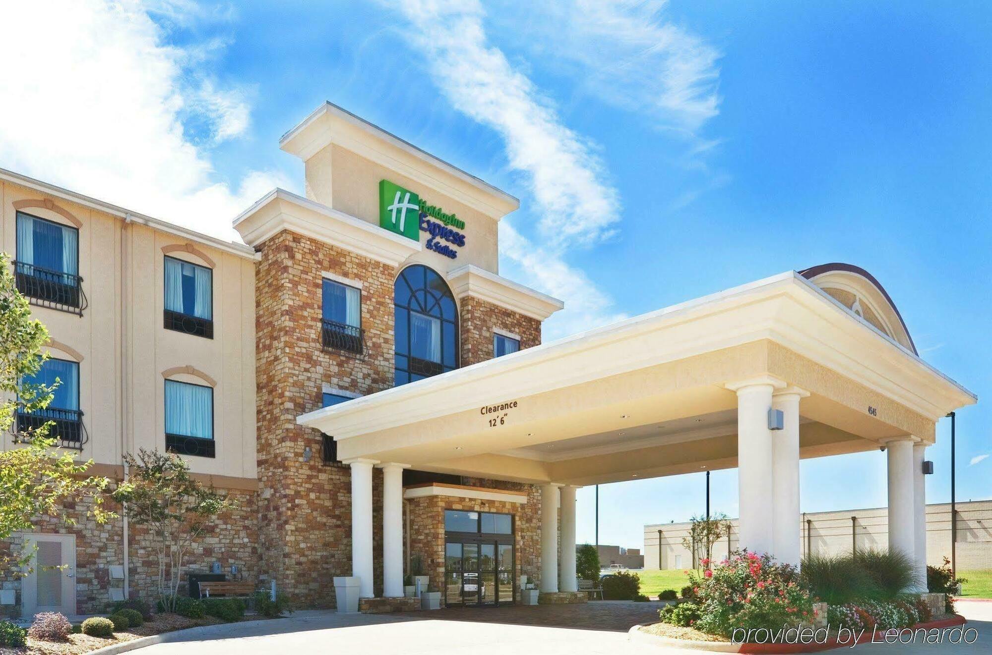 Holiday Inn Express & Suites Texarkana, An Ihg Hotel Екстер'єр фото